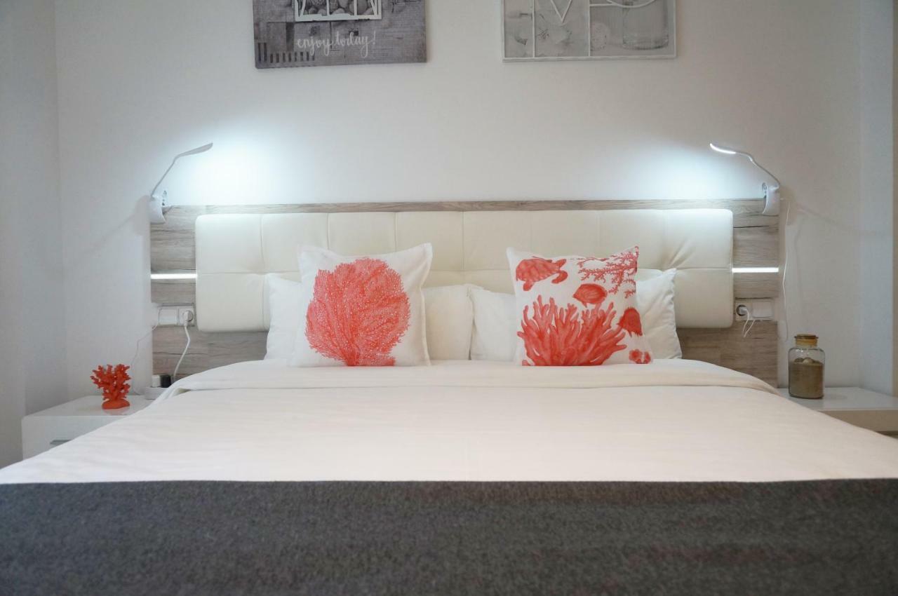 Matilda Home On The Beach Sitges Exterior photo